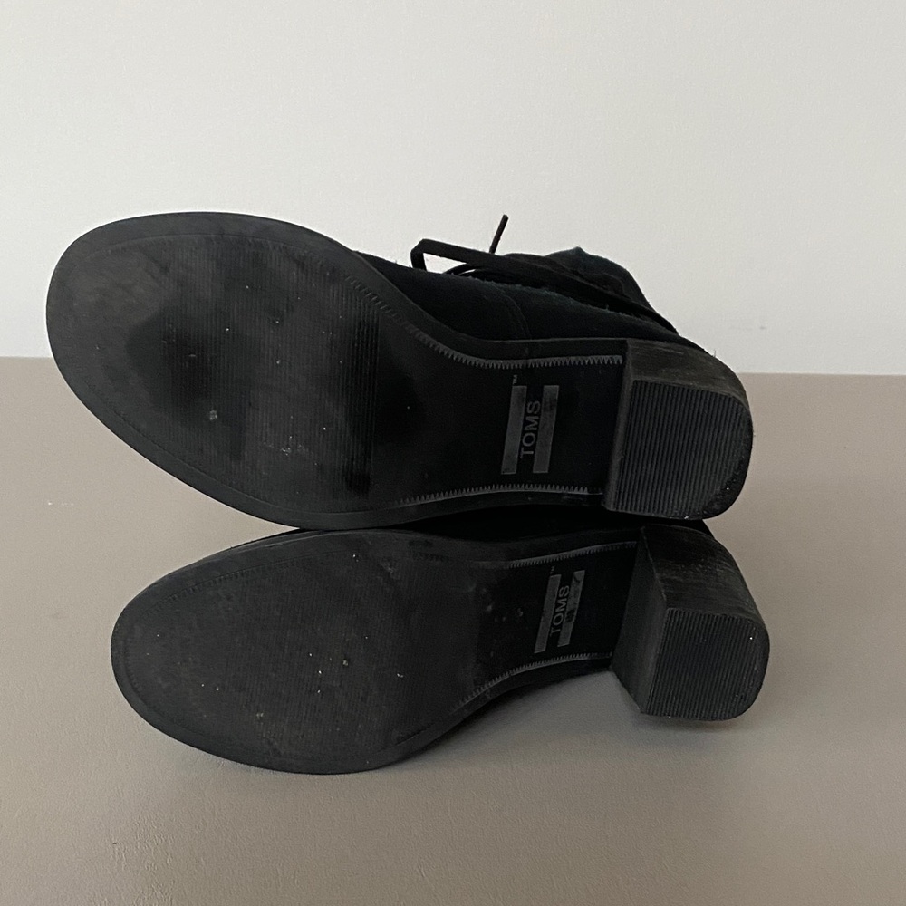 Women’s size 5.5 Toms Black Heeled Boots for Women - Picture 8 of 10